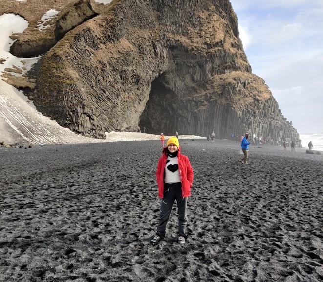 black sand - Iceland 5 Days itinerary